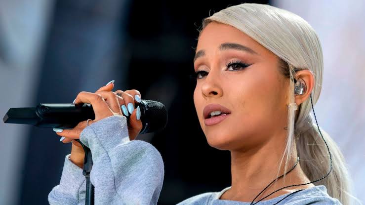 ariana grande health issues