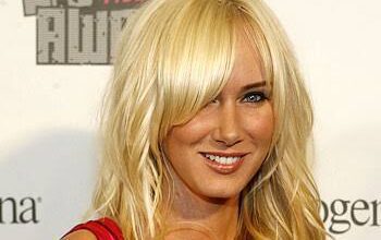 Kimberly Stewart biography